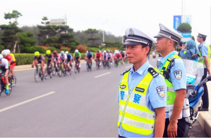 警用對講機全是PDT？警察常用的模擬對講機頻段，你知道幾個？