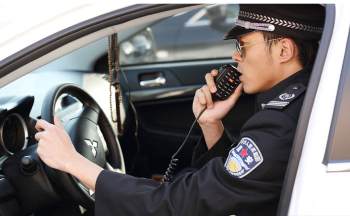看完這篇文章，基本就可以自己動(dòng)手安裝車臺(tái)了